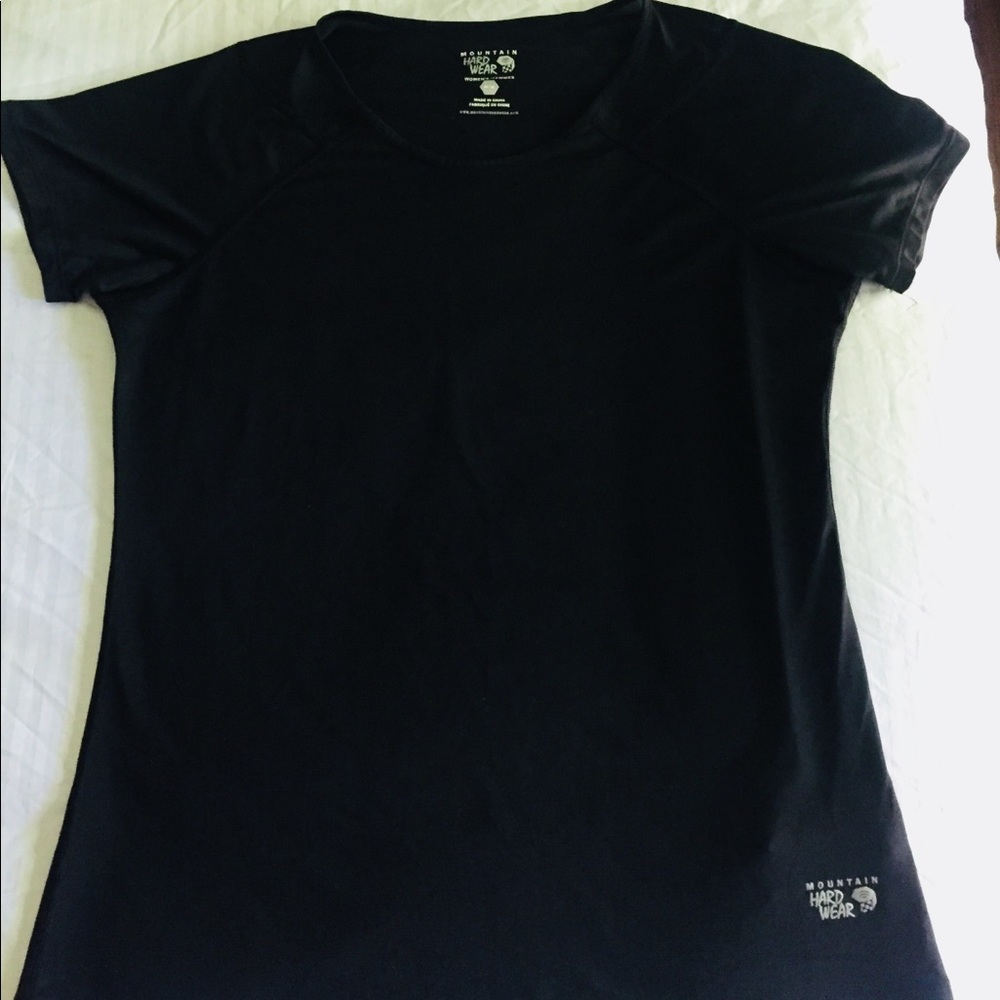 Mountain Hardware Top